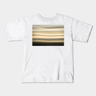 Coastal abstract wavy pattern over horizon Kids T-Shirt